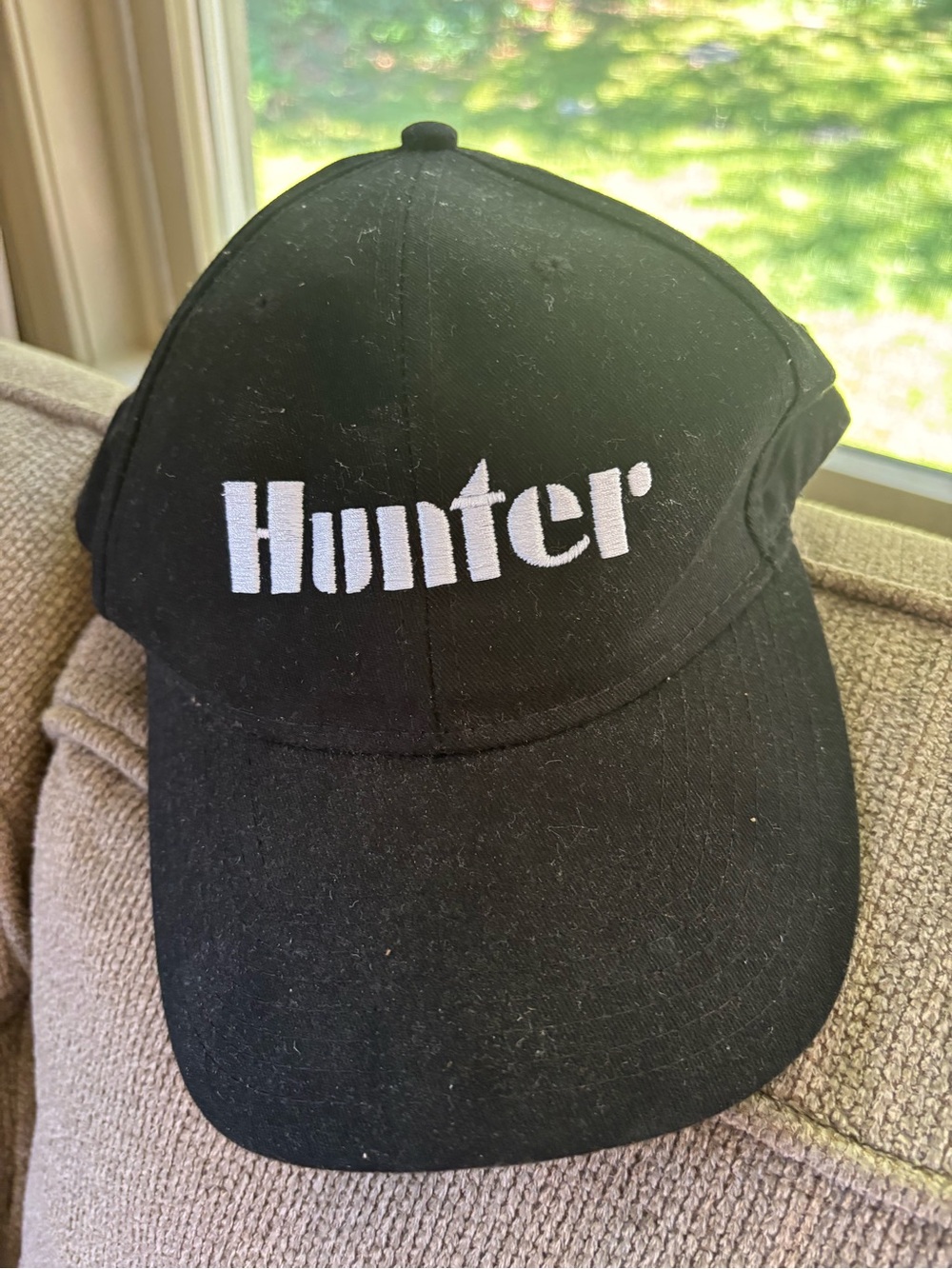 7 Baseball Caps - Picture 5 of 8